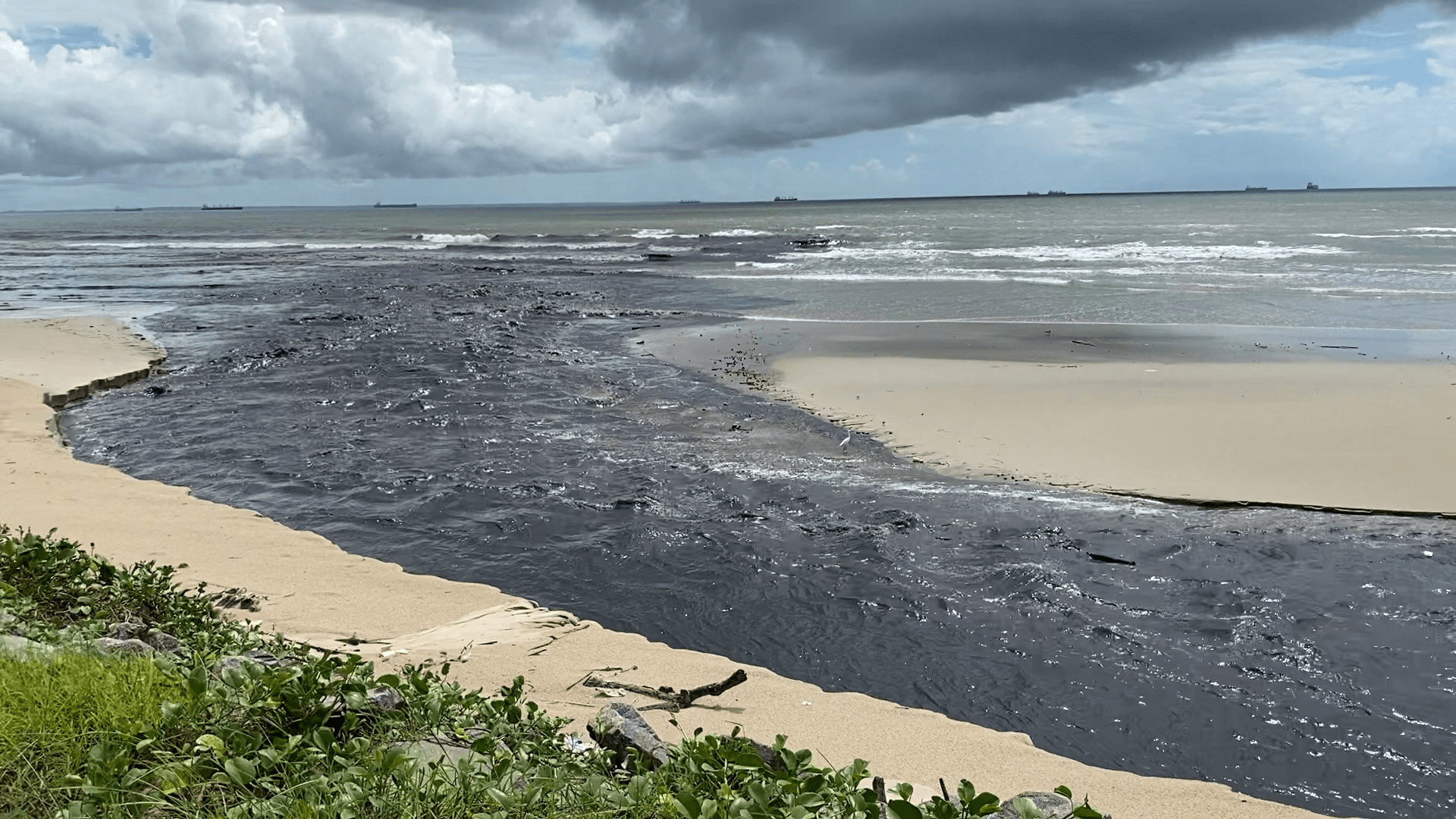 Litoral de Maceió sob ameaça de poluição marinha
